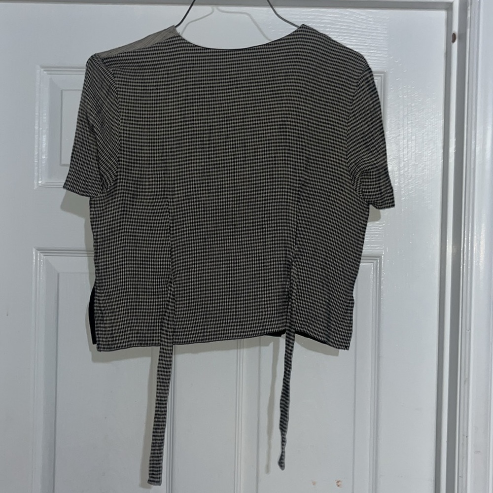 Vintage patterned button up - Picture 3 of 4